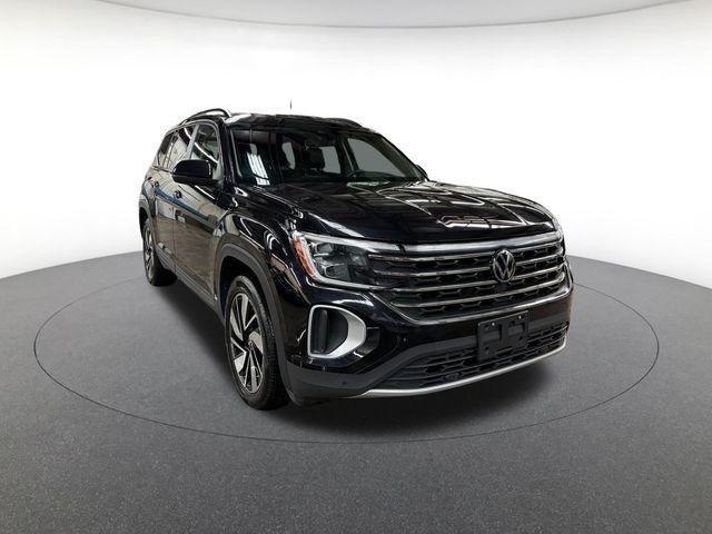 used 2024 Volkswagen Atlas car, priced at $26,000