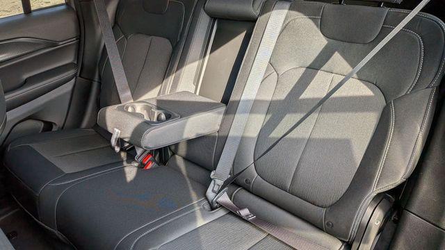 new 2025 Jeep Grand Cherokee car, priced at $42,375