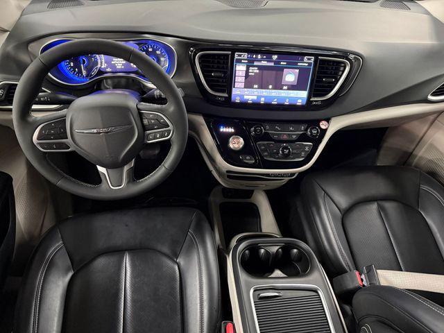 used 2024 Chrysler Pacifica car, priced at $27,300