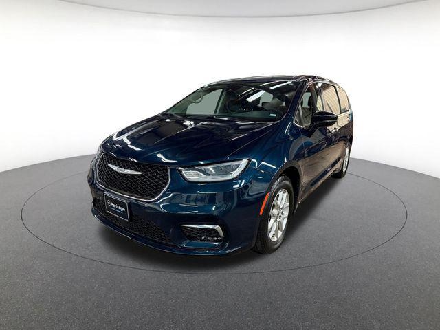 used 2024 Chrysler Pacifica car, priced at $27,300