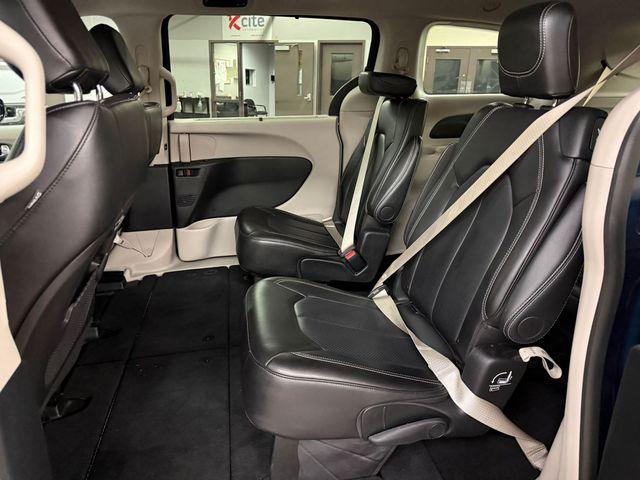 used 2024 Chrysler Pacifica car, priced at $27,300