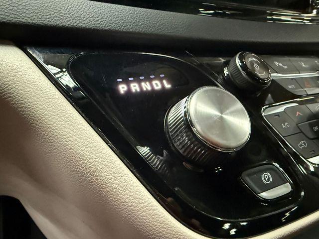 used 2023 Chrysler Pacifica car, priced at $24,888