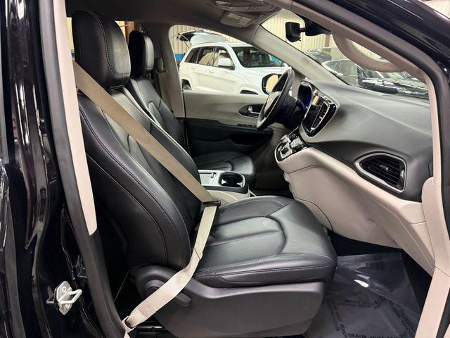 used 2024 Chrysler Pacifica car, priced at $28,500