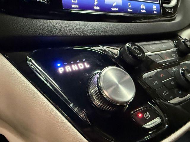 used 2024 Chrysler Pacifica car, priced at $28,500