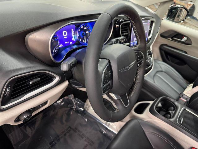 used 2024 Chrysler Pacifica car, priced at $28,500