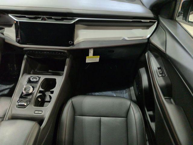 new 2026 Jeep Cherokee car, priced at $44,005