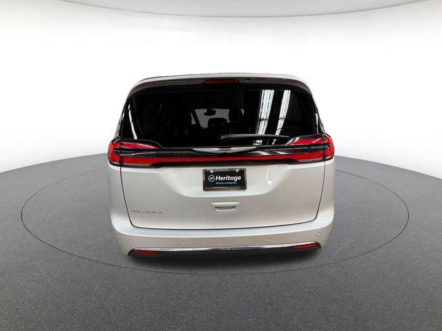 used 2024 Chrysler Pacifica car, priced at $27,000