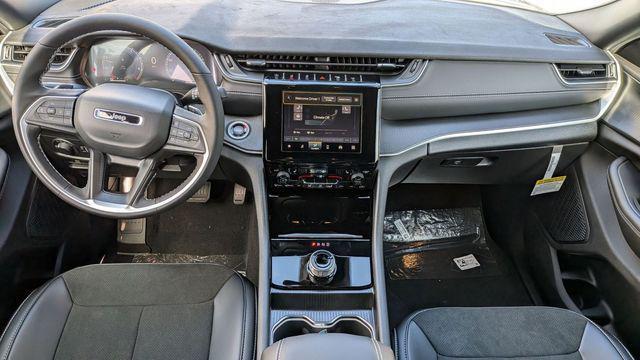 new 2025 Jeep Grand Cherokee car, priced at $44,480