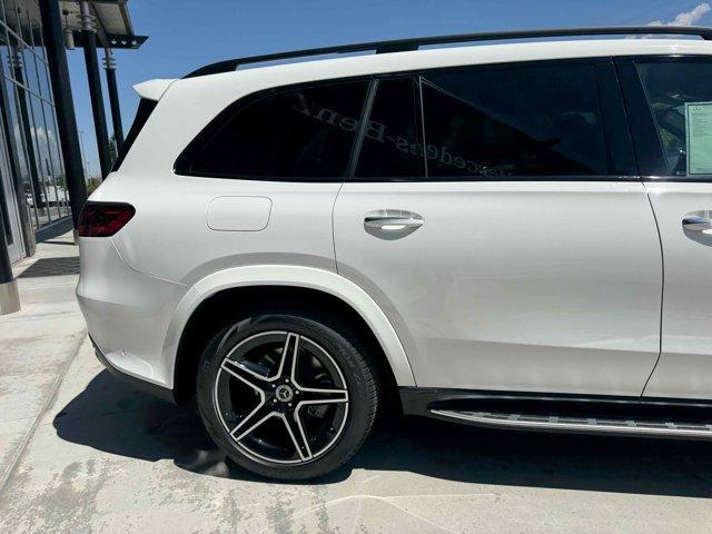 new 2025 Mercedes-Benz GLS 450 car, priced at $100,250