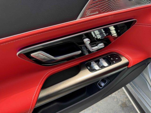 new 2025 Mercedes-Benz AMG SL 63 car, priced at $196,130