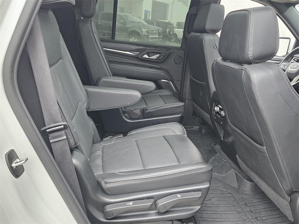 used 2024 GMC Yukon car, priced at $63,921