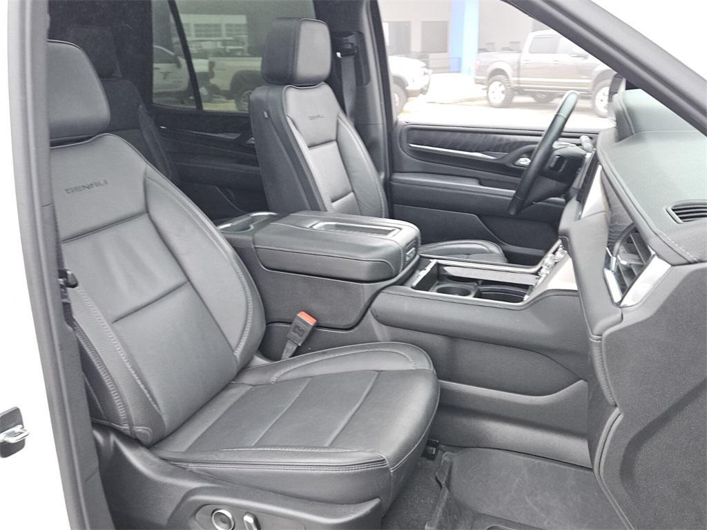 used 2024 GMC Yukon car, priced at $63,921