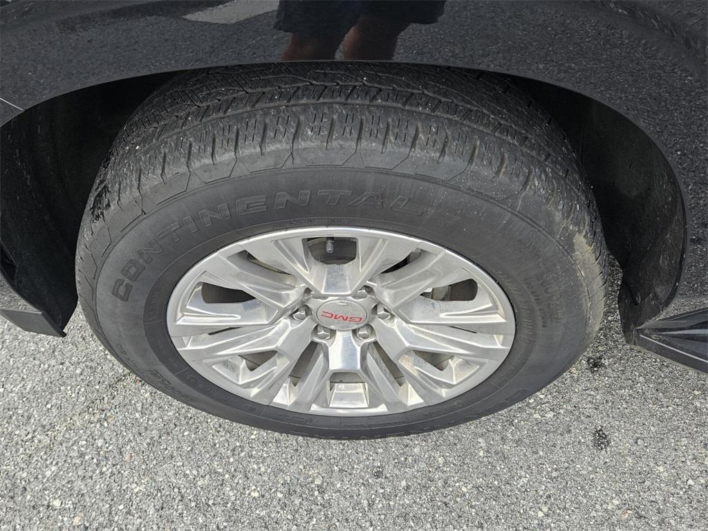 used 2024 GMC Yukon XL car, priced at $64,238