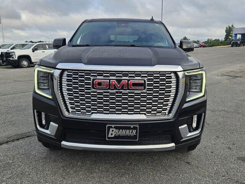 used 2024 GMC Yukon XL car, priced at $66,394