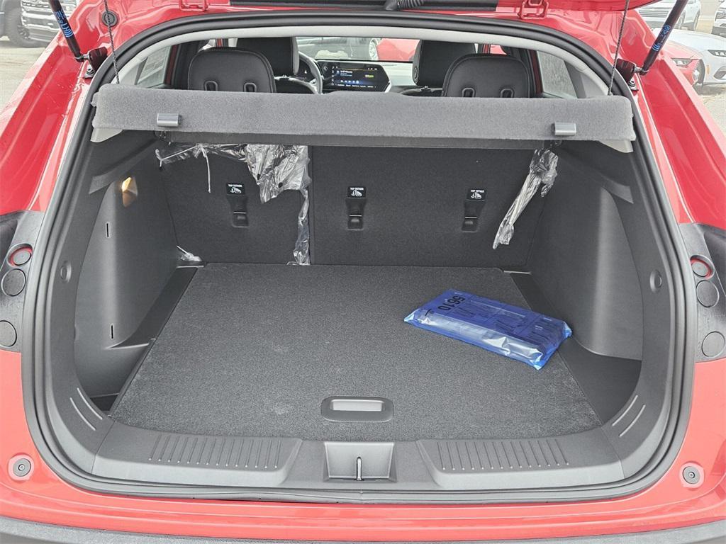 new 2026 Chevrolet Trax car, priced at $25,090