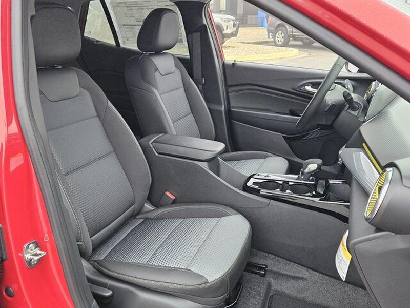 new 2026 Chevrolet Trax car, priced at $25,189