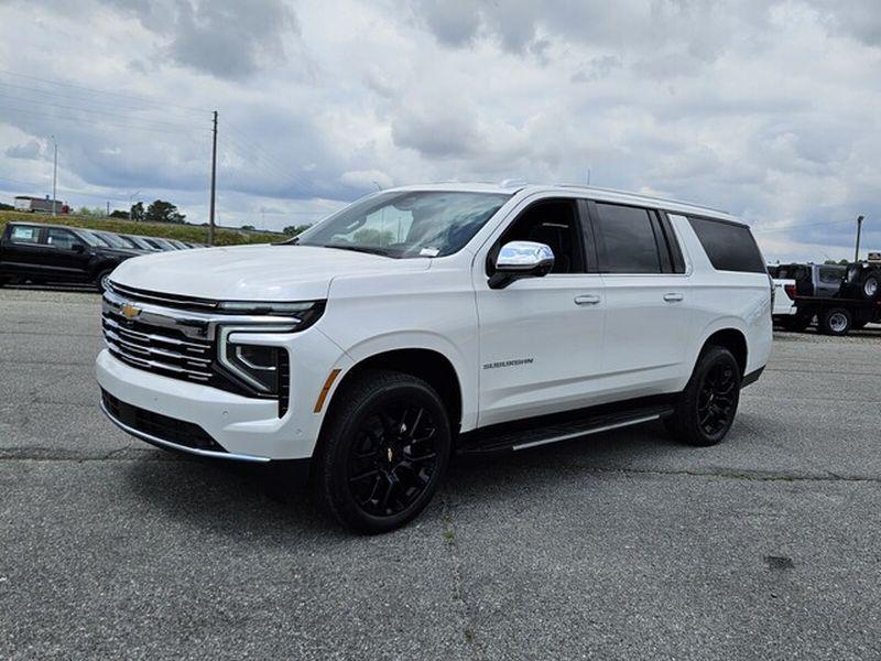 new 2025 Chevrolet Suburban car, priced at $85,115