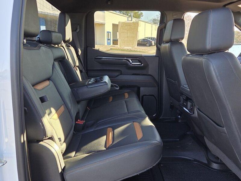 used 2023 GMC Sierra 1500 car, priced at $46,194