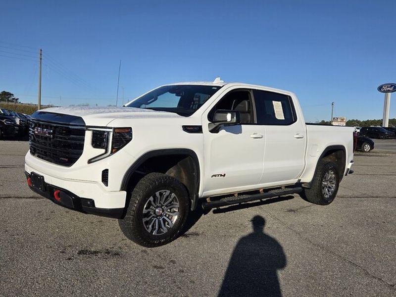 used 2023 GMC Sierra 1500 car, priced at $46,194