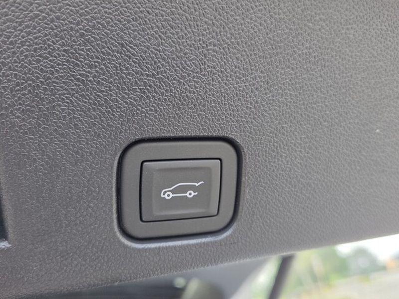new 2026 Chevrolet Traverse car, priced at $48,464