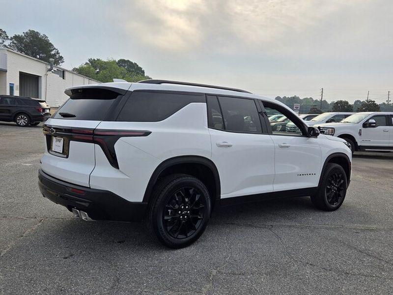 new 2026 Chevrolet Traverse car, priced at $48,464