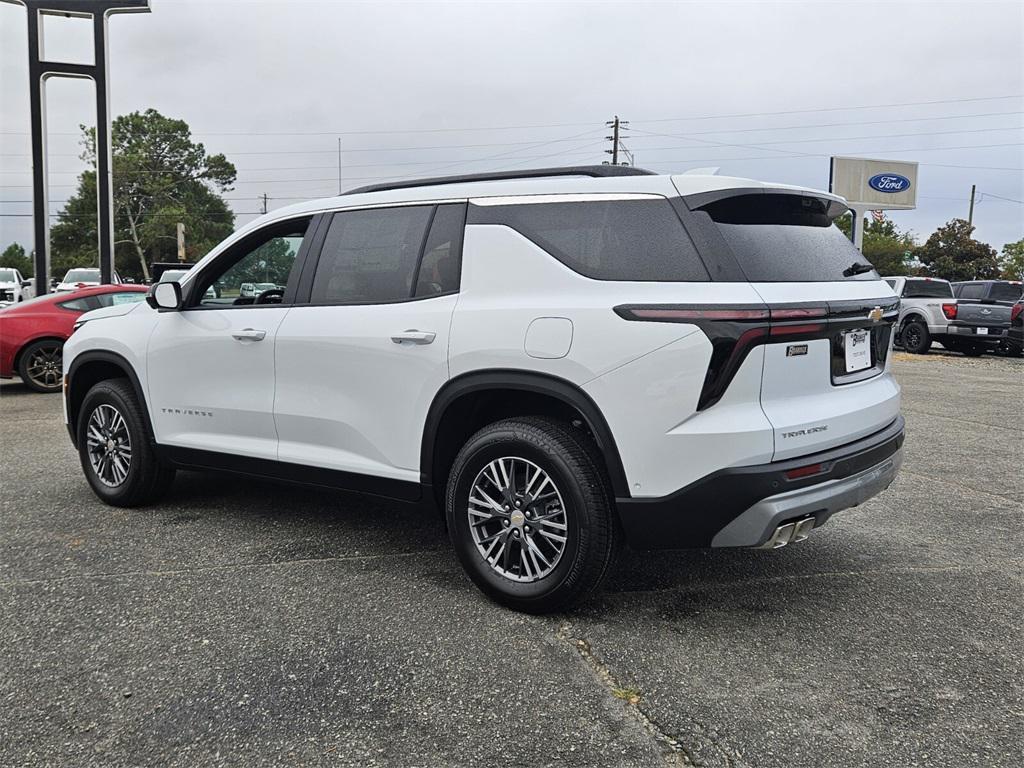 new 2026 Chevrolet Traverse car, priced at $47,495