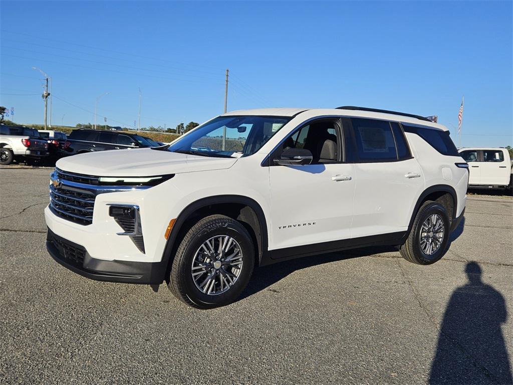 new 2026 Chevrolet Traverse car, priced at $42,095