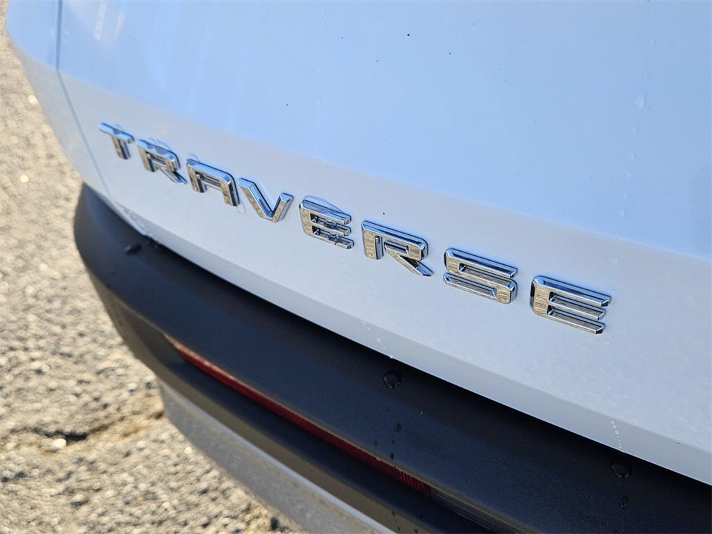 new 2026 Chevrolet Traverse car, priced at $42,095