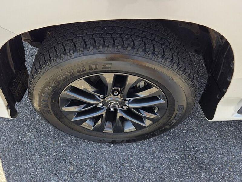 used 2023 Lexus GX 460 car, priced at $60,595