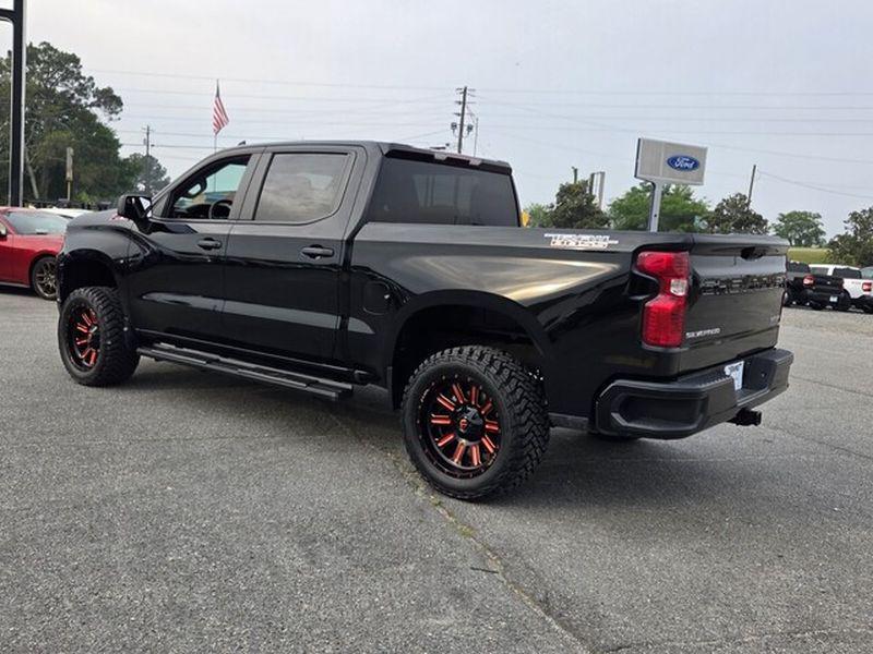 used 2024 Chevrolet Silverado 1500 car, priced at $40,595