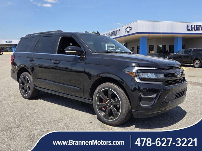 used 2024 Ford Expedition car, priced at $71,794