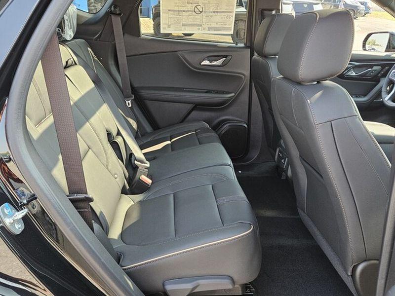 new 2025 Chevrolet Blazer car, priced at $46,594