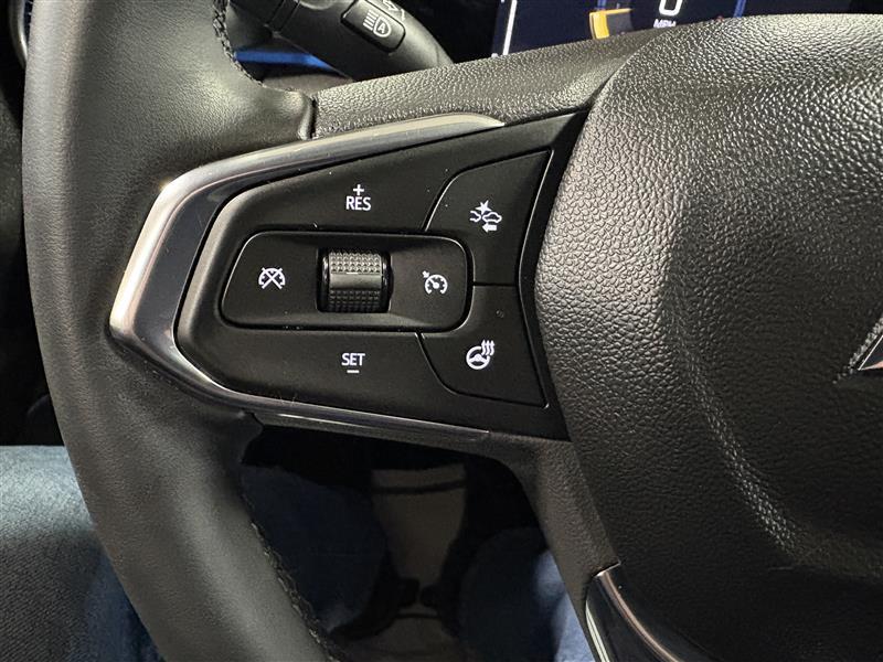 used 2024 Chevrolet Trax car, priced at $22,900