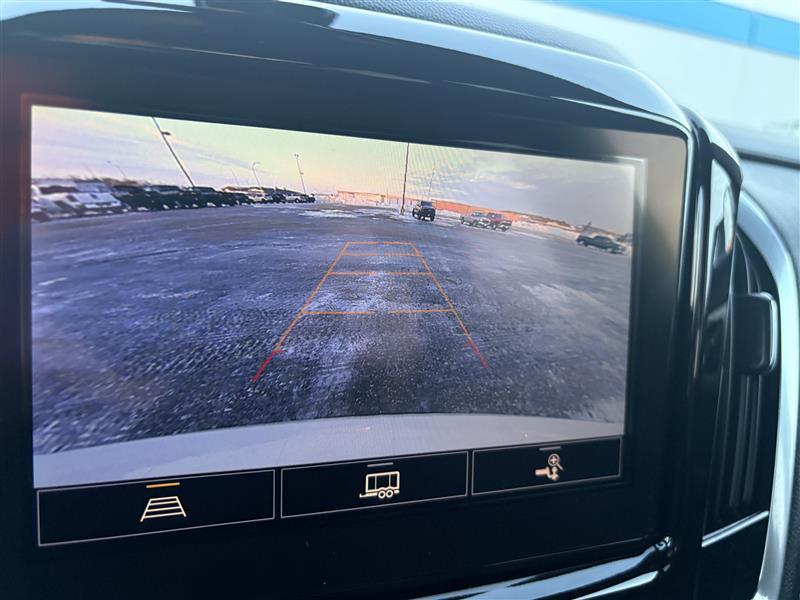 used 2023 Chevrolet Traverse car, priced at $30,500