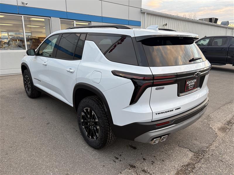 new 2026 Chevrolet Traverse car, priced at $52,510