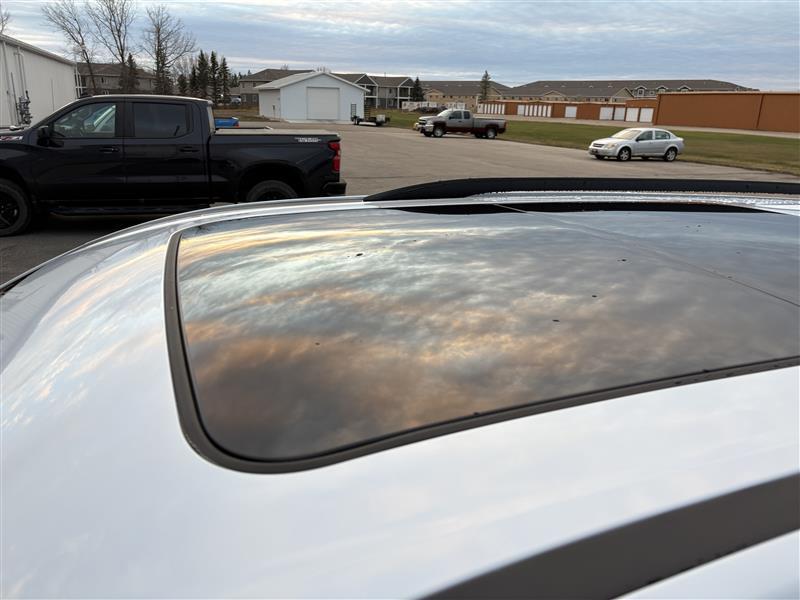 new 2026 Chevrolet Traverse car, priced at $52,510