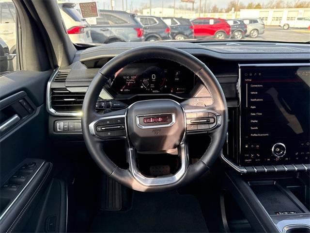 used 2025 GMC Acadia car, priced at $33,995