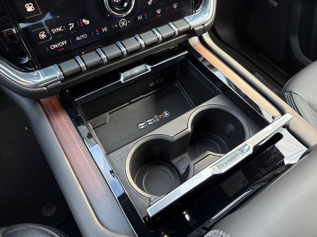 used 2025 GMC Yukon car, priced at $69,995