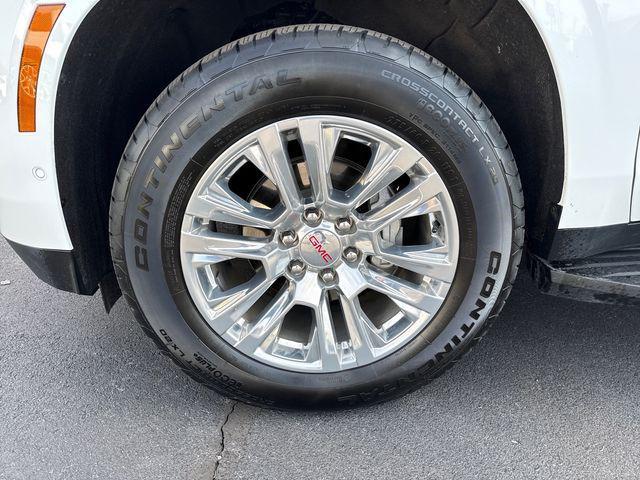 used 2025 GMC Yukon car, priced at $69,995