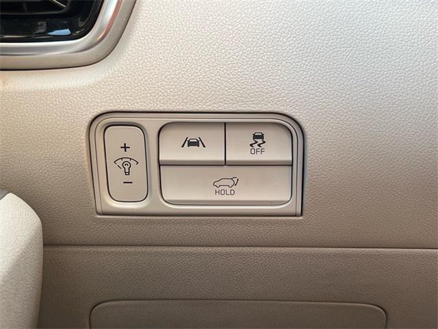 used 2022 Kia Sorento car, priced at $24,995