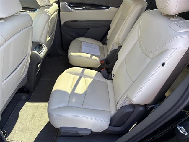 used 2023 Cadillac XT6 car, priced at $37,865