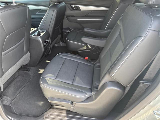 used 2025 Buick Enclave car, priced at $37,999