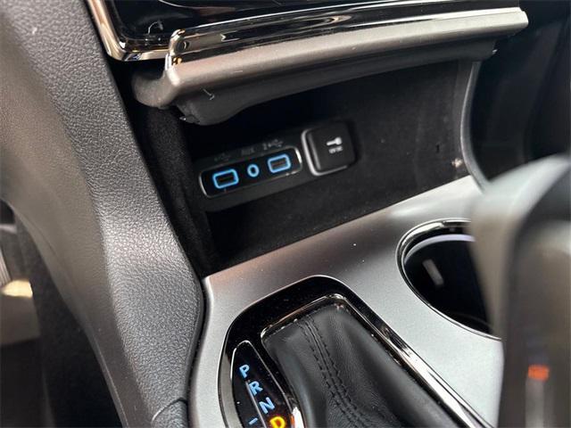 used 2020 Jeep Grand Cherokee car, priced at $24,995