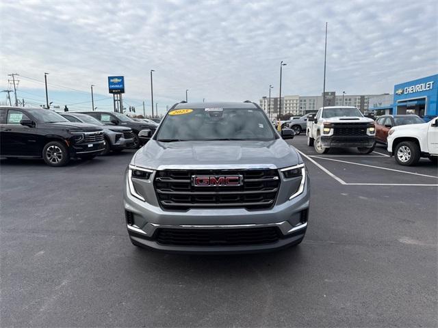 used 2025 GMC Acadia car, priced at $34,995