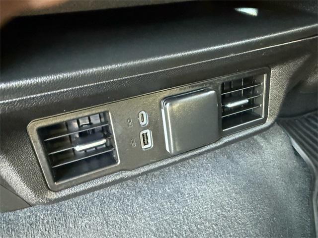 used 2022 Chevrolet Silverado 1500 car, priced at $31,995