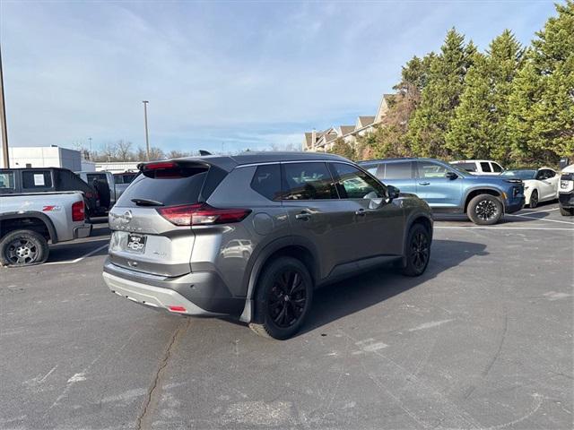 used 2021 Nissan Rogue car, priced at $19,998