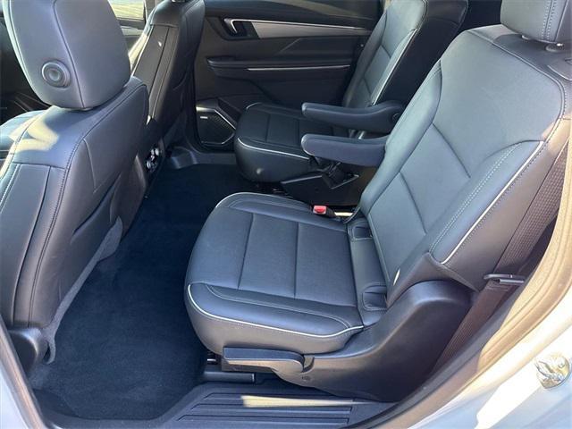 used 2025 Buick Enclave car, priced at $38,595