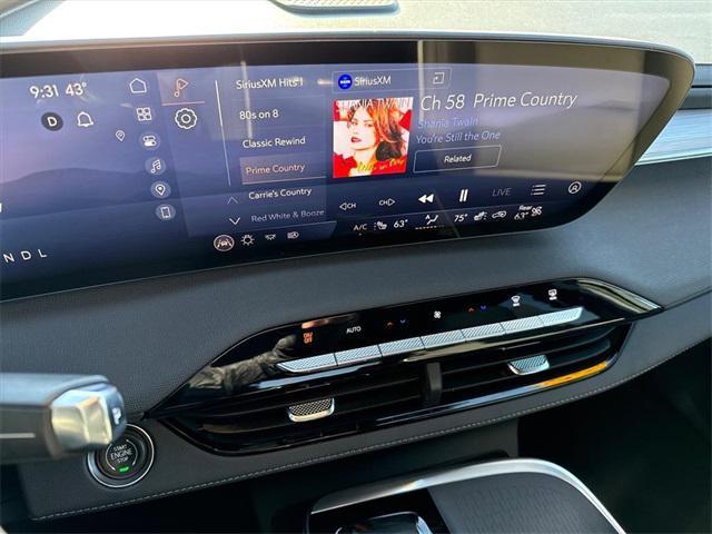 used 2025 Buick Enclave car, priced at $38,595