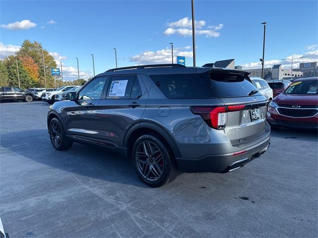 used 2025 Ford Explorer car, priced at $37,585