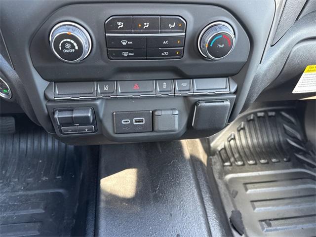 new 2024 Chevrolet Silverado 2500 car, priced at $51,423